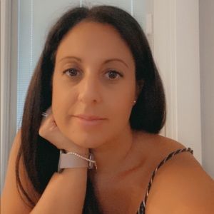 Meet your Posher, Luciana